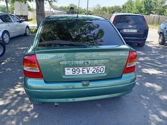 Opel Astra-8