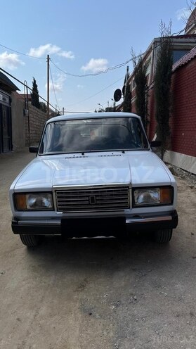 LADA (VAZ) 2107-1