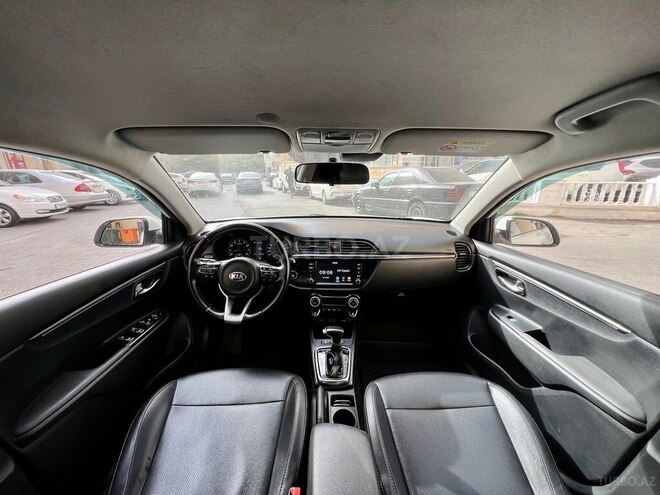 Kia Rio-11