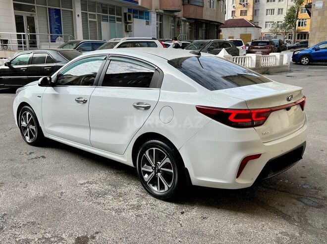 Kia Rio-6