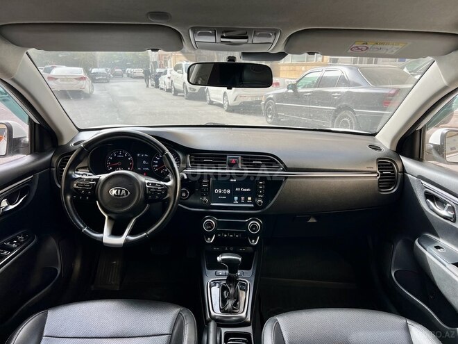 Kia Rio-10
