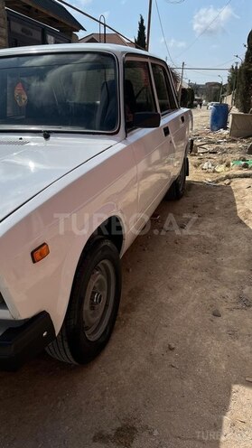LADA (VAZ) 2107-4
