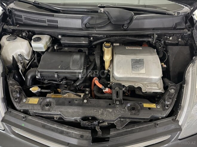 Toyota Prius-9