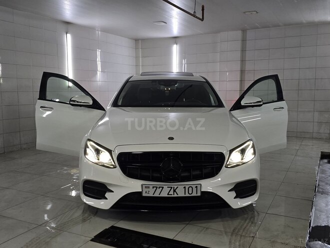 Mercedes E 300-13