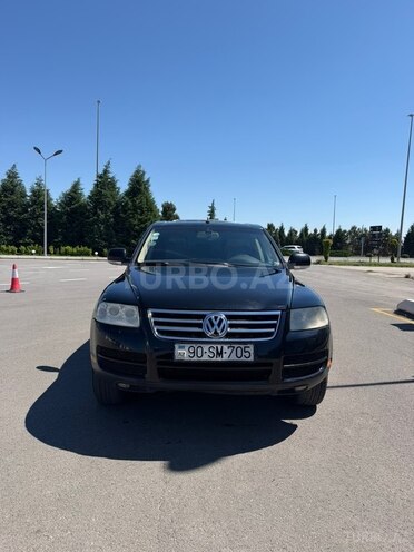 Volkswagen Touareg-1