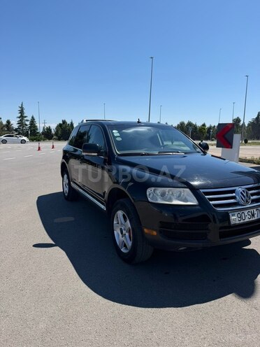 Volkswagen Touareg-2