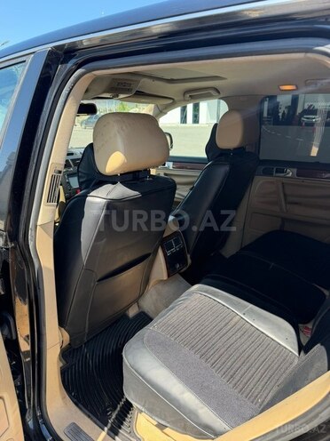 Volkswagen Touareg-9