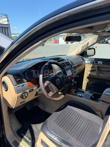 Volkswagen Touareg-8
