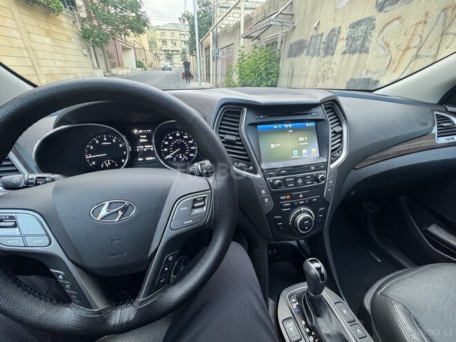 Hyundai Santa Fe-11