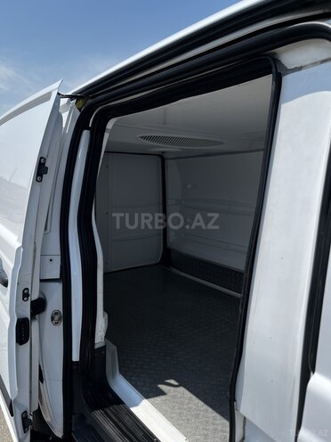 Mercedes Vito-3