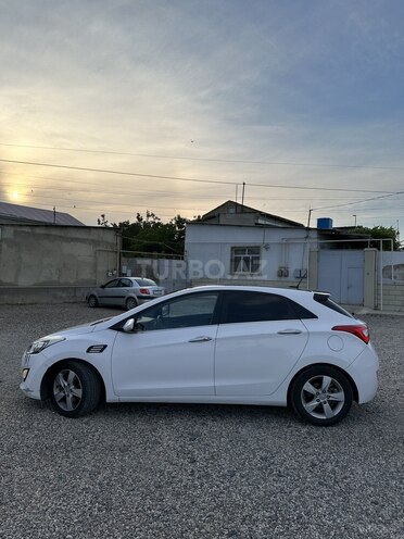 Hyundai i30-5
