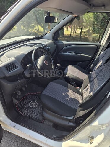 Fiat Doblo-4