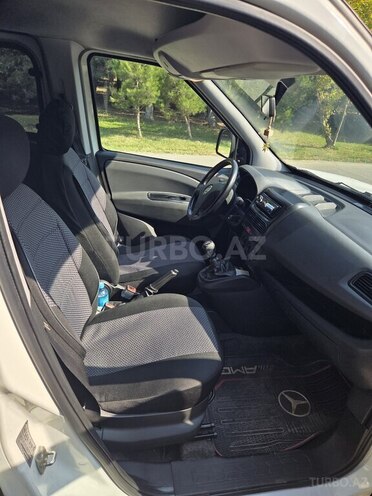Fiat Doblo-5