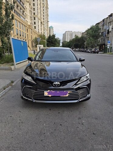 Toyota Camry-1