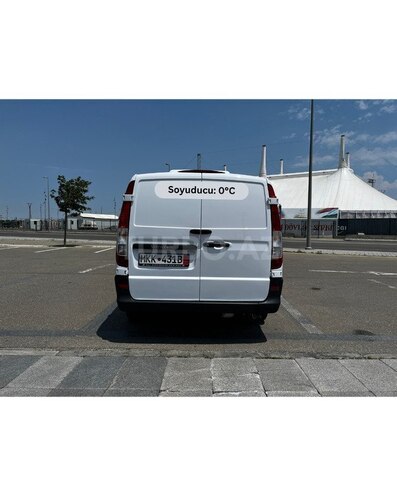 Mercedes Vito-2