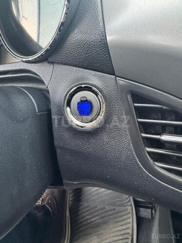 Hyundai Elantra-10
