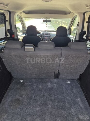 Fiat Doblo-8