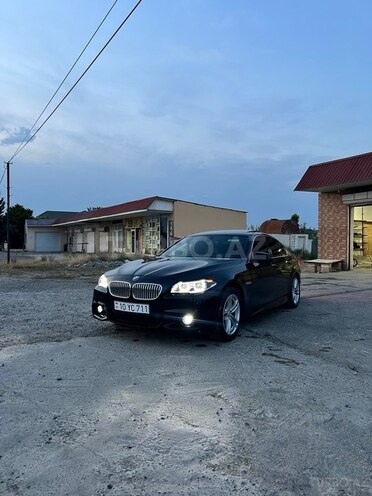 BMW 528-2