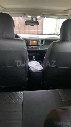 Toyota RAV4-3