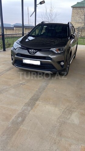 Toyota RAV4-1