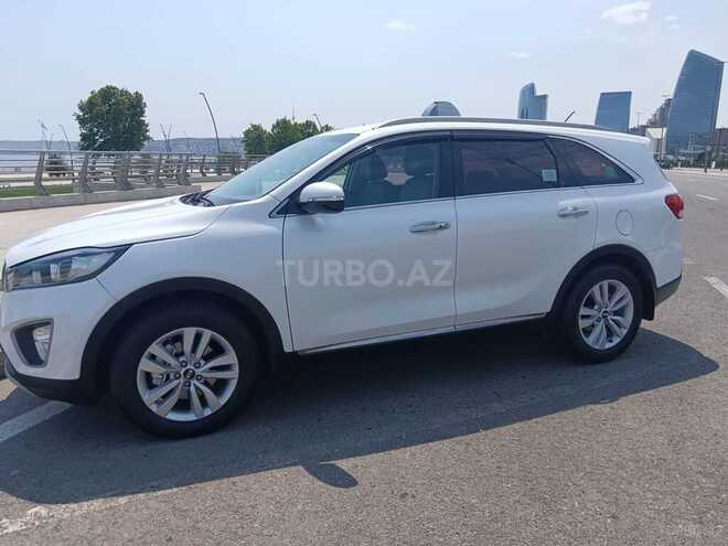 Kia Sorento-11