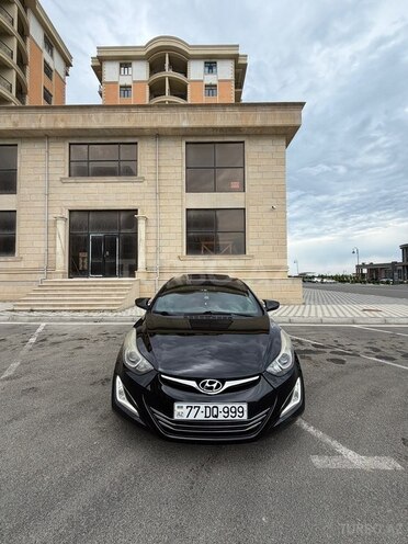 Hyundai Elantra-1