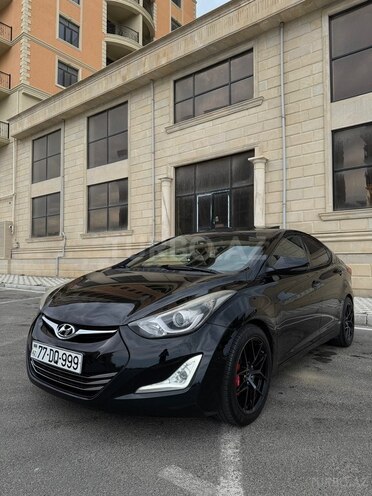 Hyundai Elantra-7