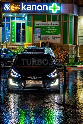 Hyundai Elantra-18