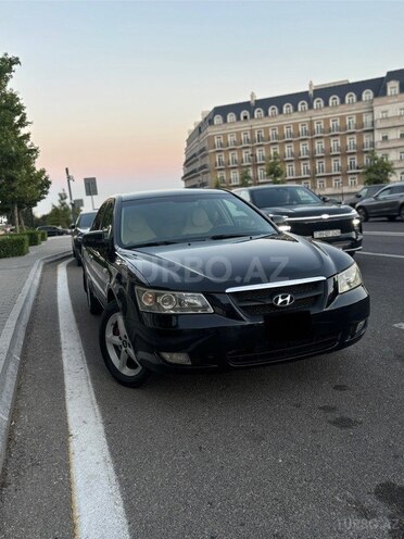 Hyundai Sonata-2