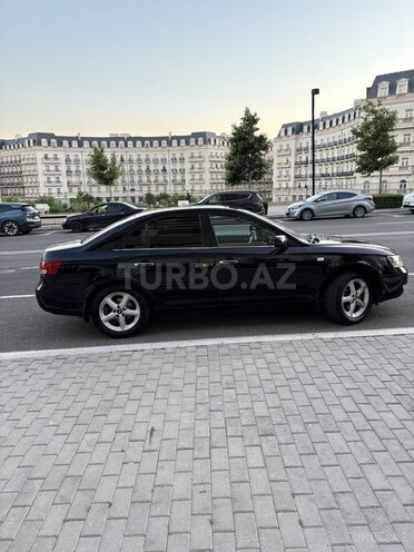 Hyundai Sonata-5