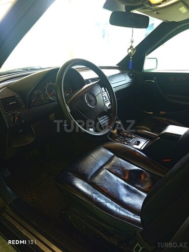 Mercedes C 230-11