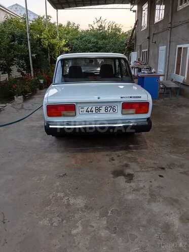 LADA (VAZ) 2107-2