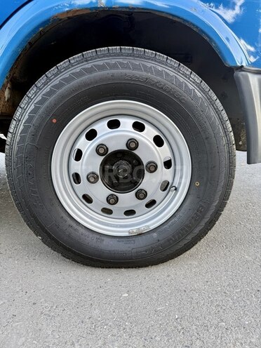 Ford Transit-13