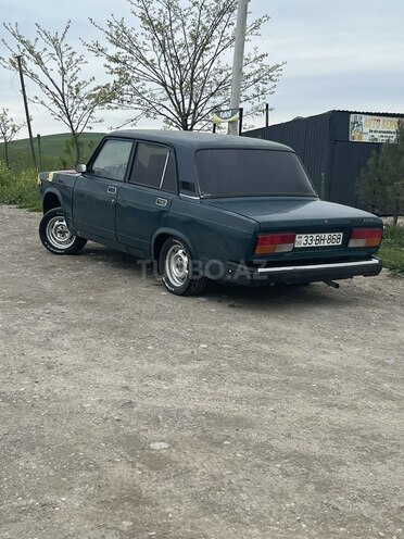 LADA (VAZ) 2107-2