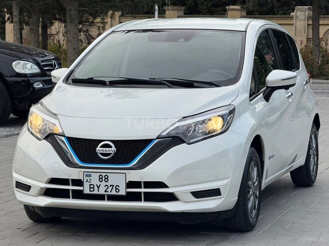 Nissan Note-4