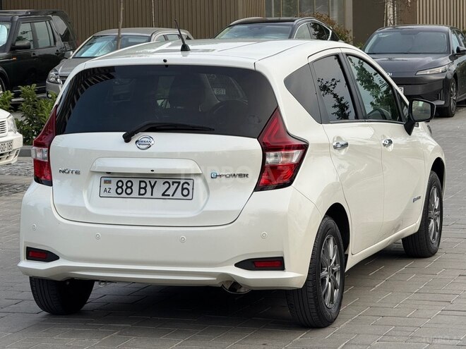 Nissan Note-6