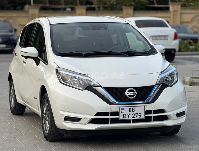 Nissan Note-1