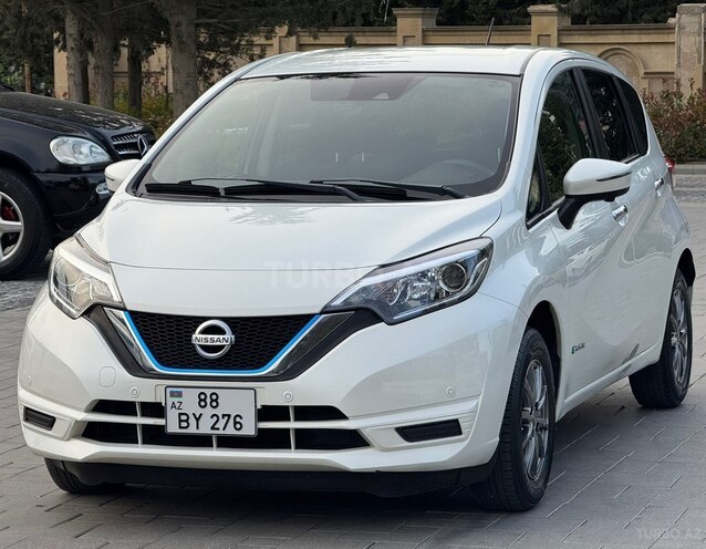 Nissan Note-2