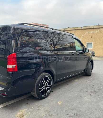 Mercedes Metris-16