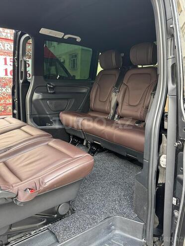 Mercedes Metris-13