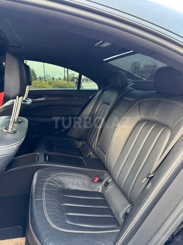 Mercedes CLS 500-9