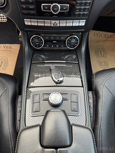 Mercedes CLS 500-11