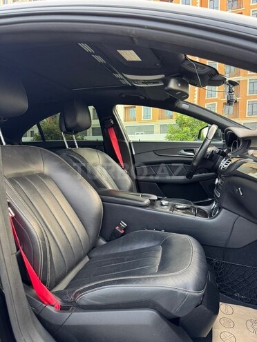Mercedes CLS 500-17