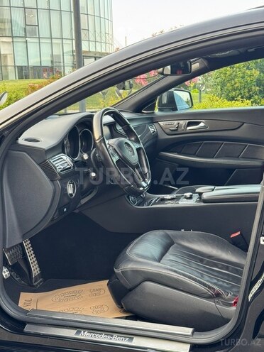 Mercedes CLS 500-21