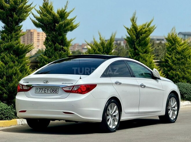 Hyundai Sonata-3