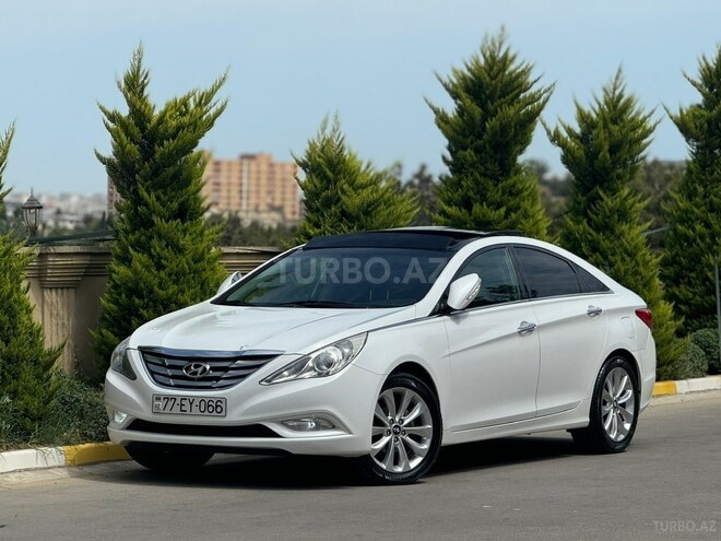 Hyundai Sonata-1