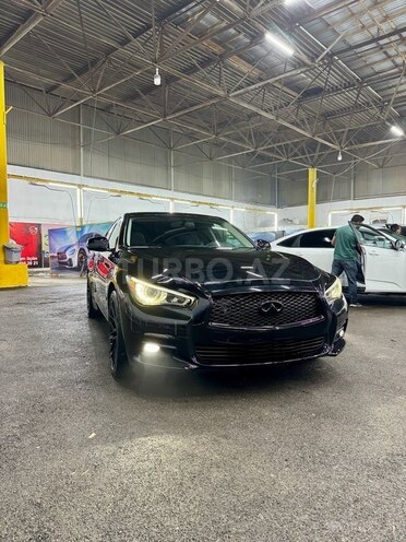 Infiniti Q50-3