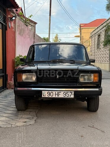 LADA (VAZ) 2107-1