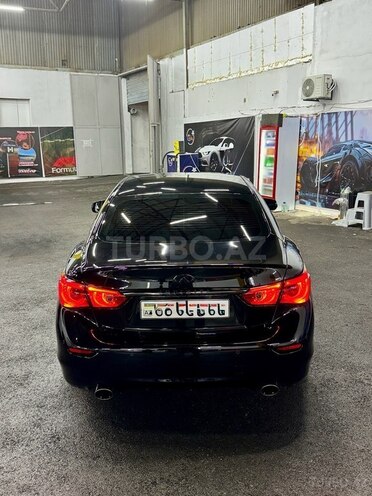 Infiniti Q50-7