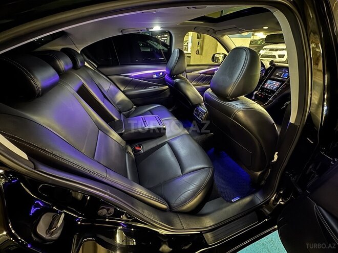 Infiniti Q50-13